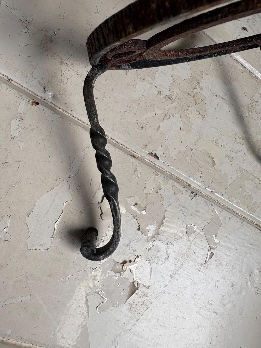 Old Trivet, Kettle Stand