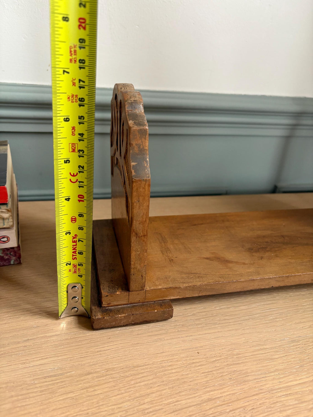 Vintage Oak Book Stand: Art Deco Carved Book Trough