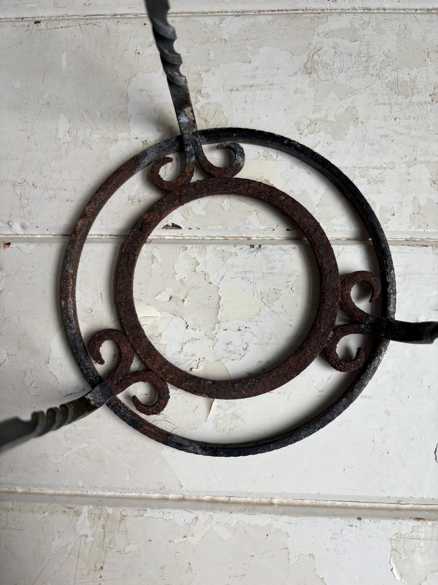 Old Trivet, Kettle Stand