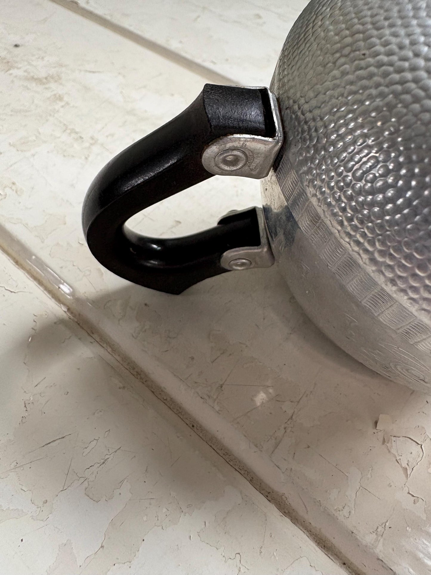 Vintage Swan Two Cup Teapot.