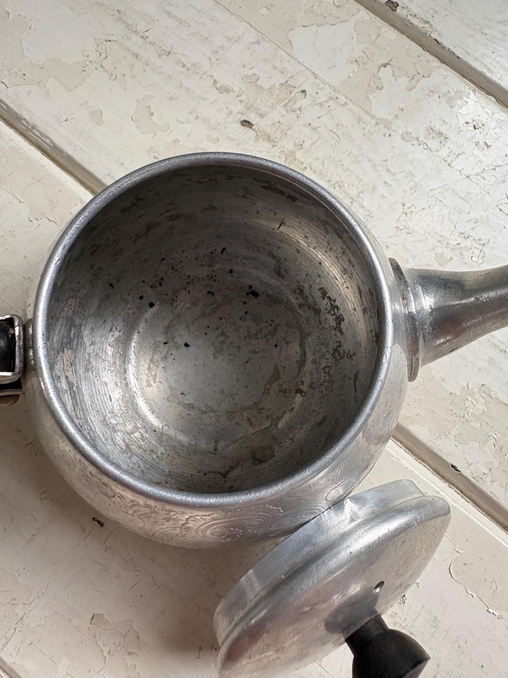 Vintage Swan Two Cup Teapot.