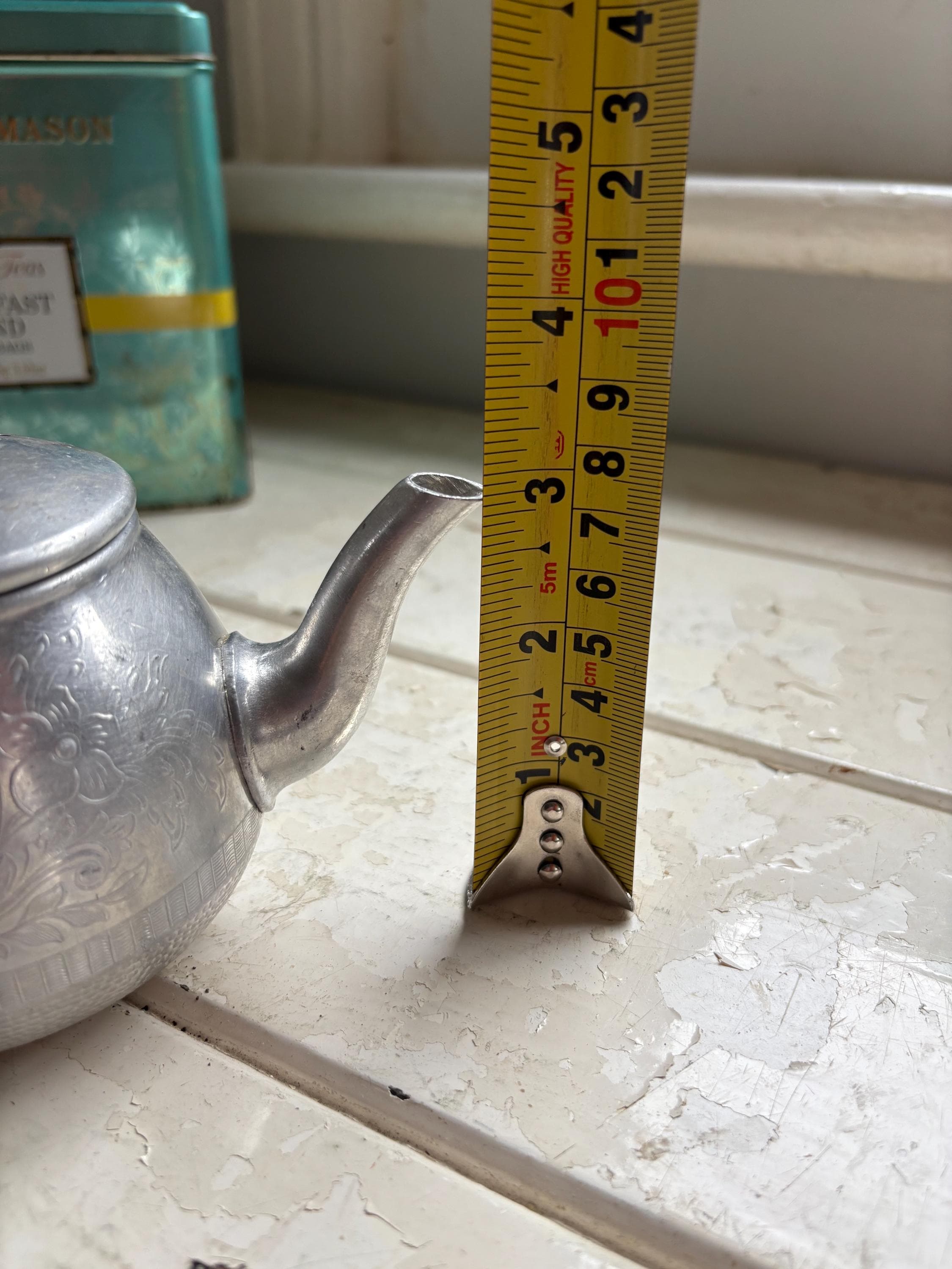 Vintage Swan Two Cup Teapot.