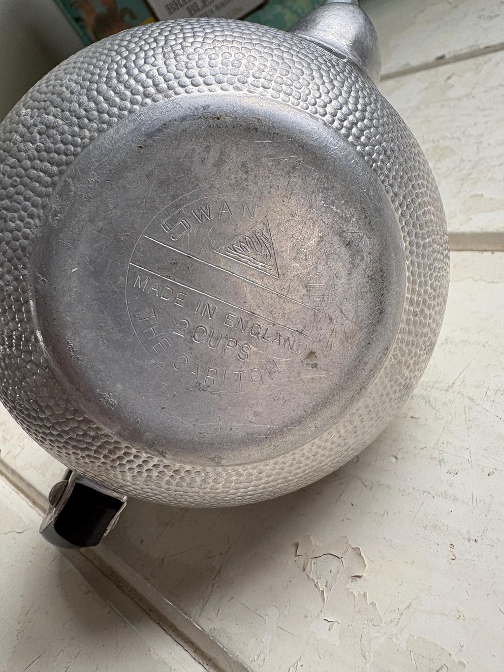 Vintage Swan Two Cup Teapot.