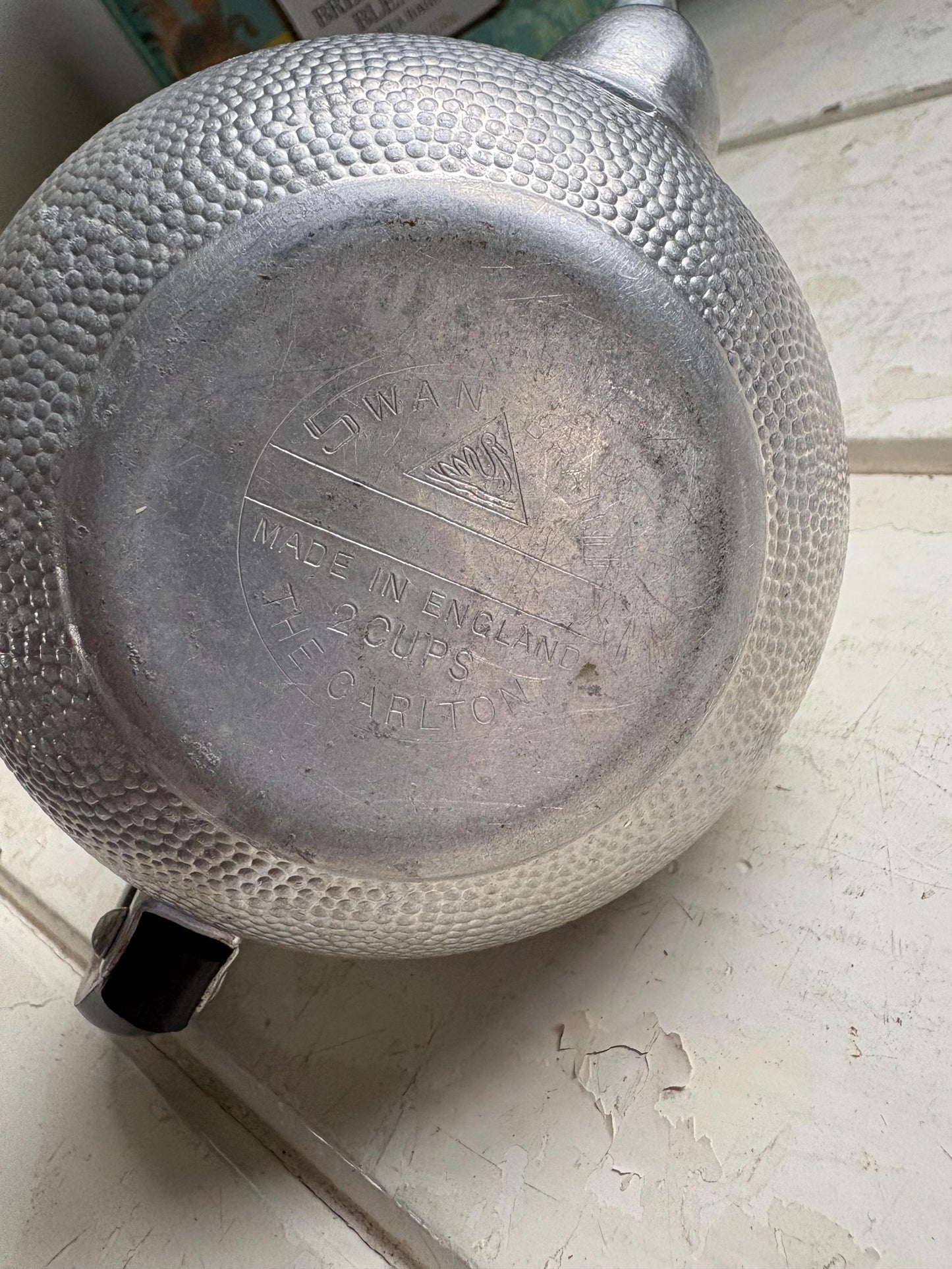 Vintage Swan Two Cup Teapot.