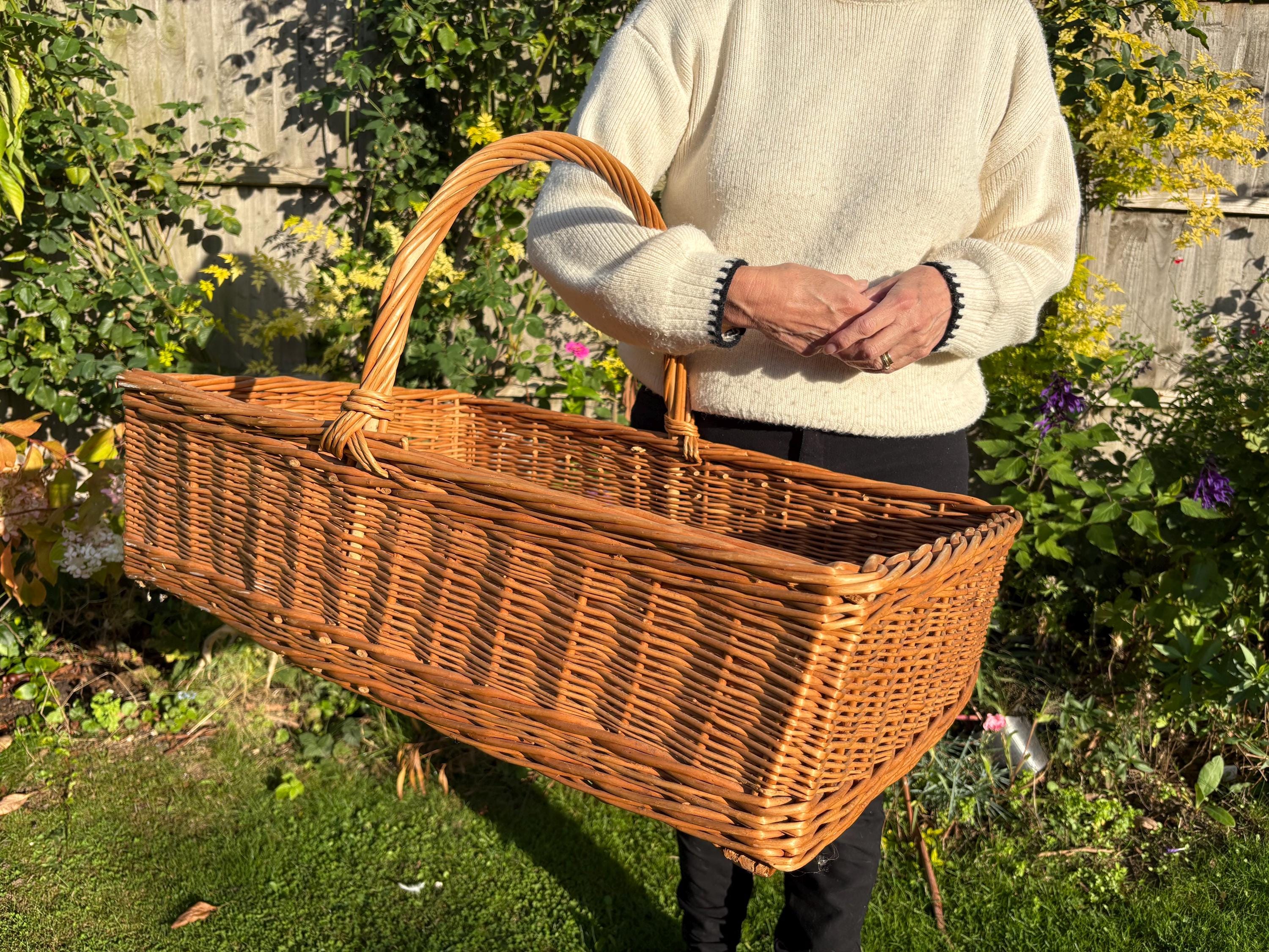 Huge Wicker Basket, Shop Display, Sandwich Round Basket.