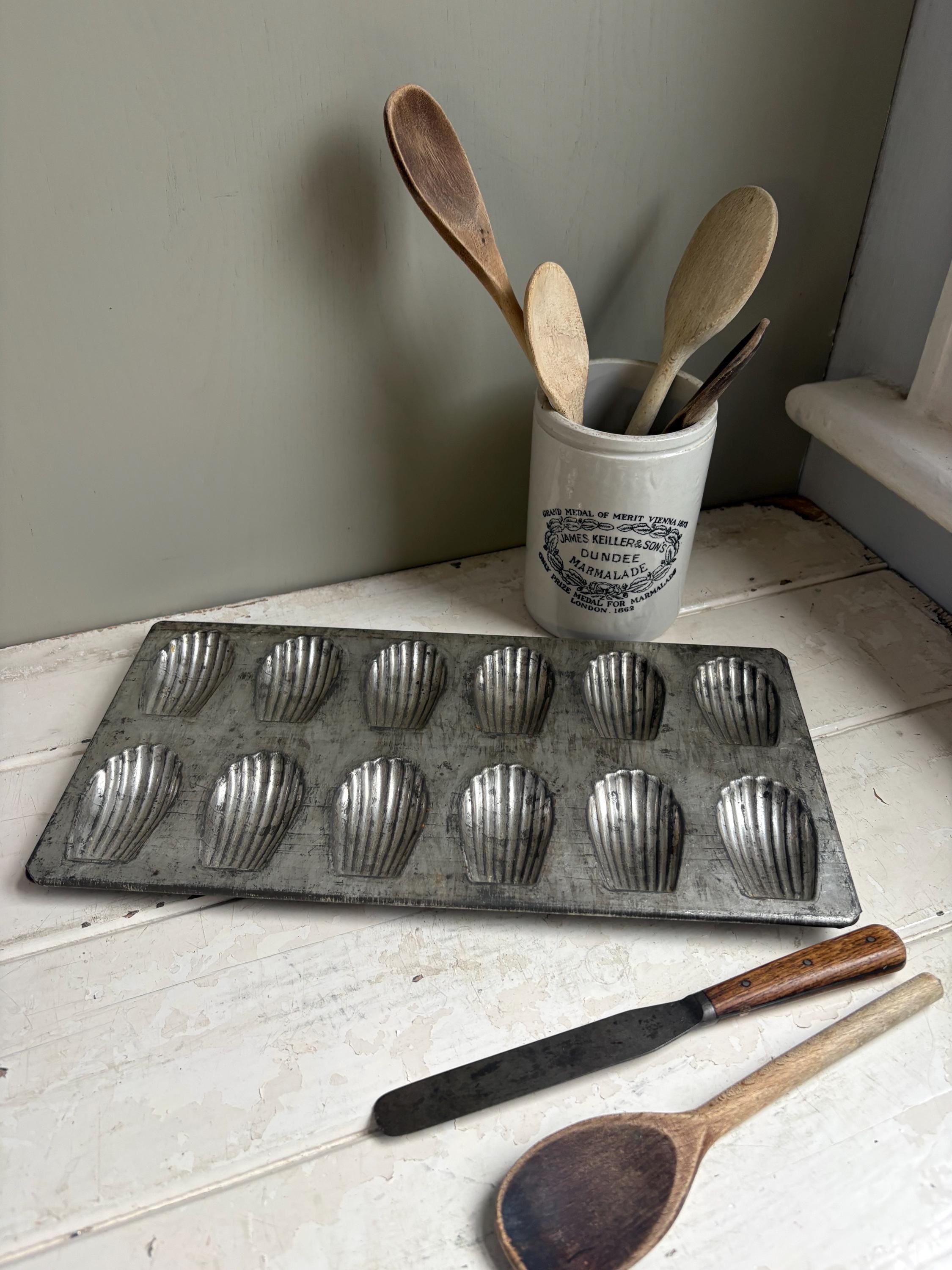 Madeleine Tin, Vintage Bakeware, Kitchen Decor, Cake Pan