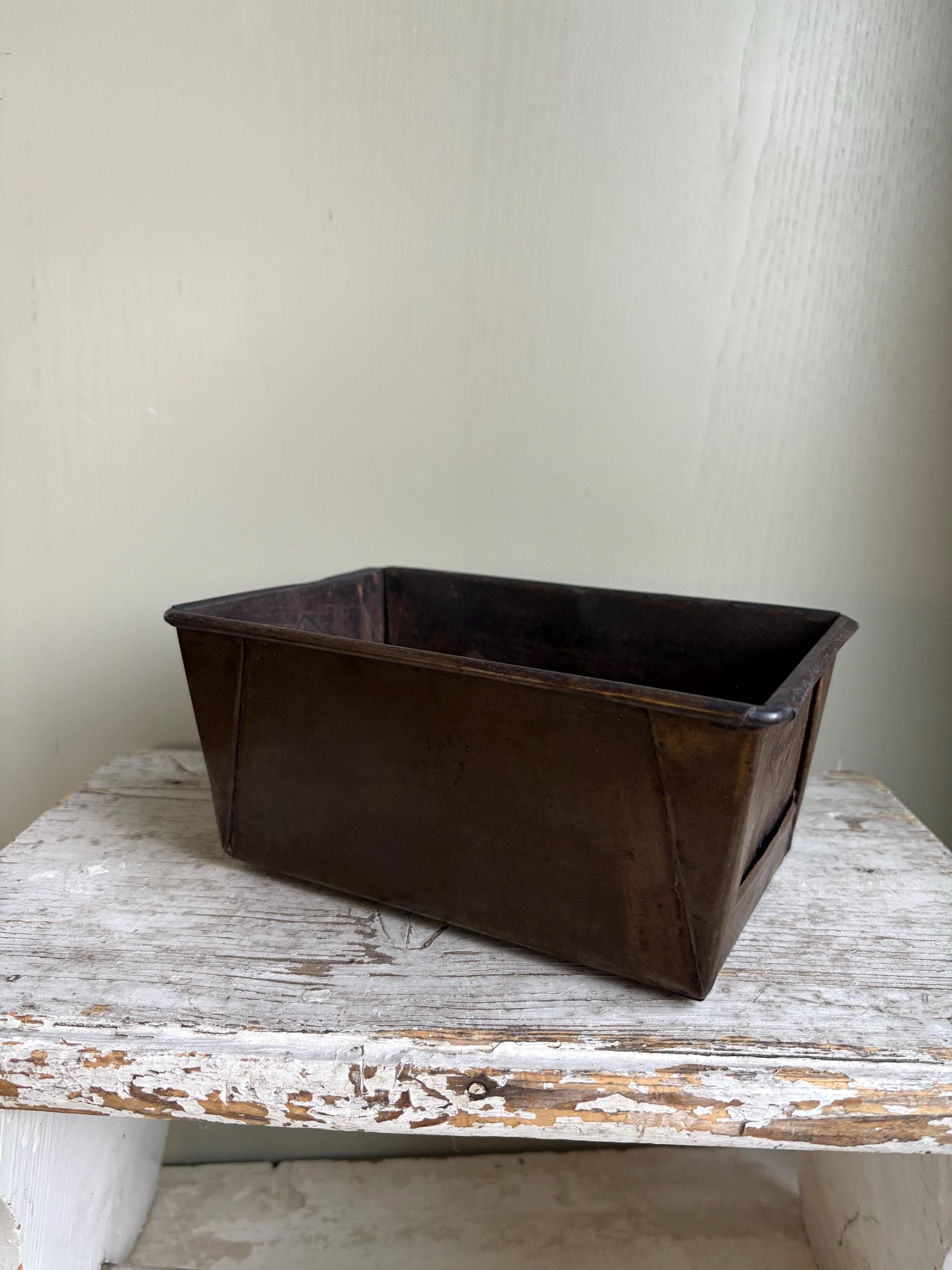 Vintage Loaf Tin, Cake tin, Bread Baking Tin