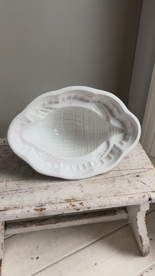 Armadillo LARGE Jelly Mould, Kitchenalia